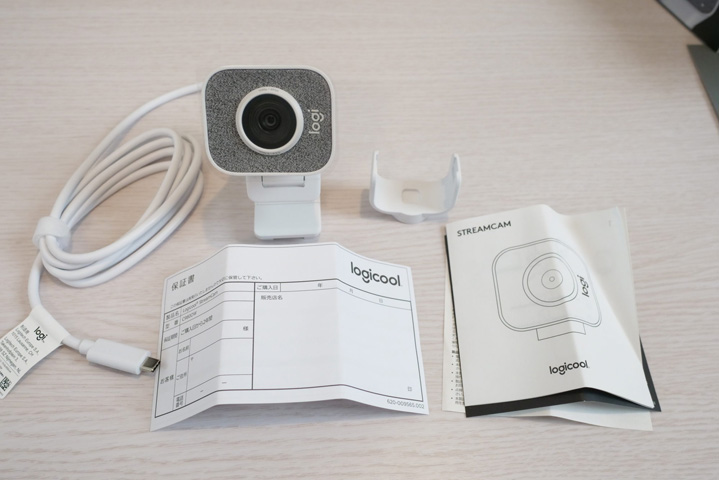 logicool streamcam c980の内容物